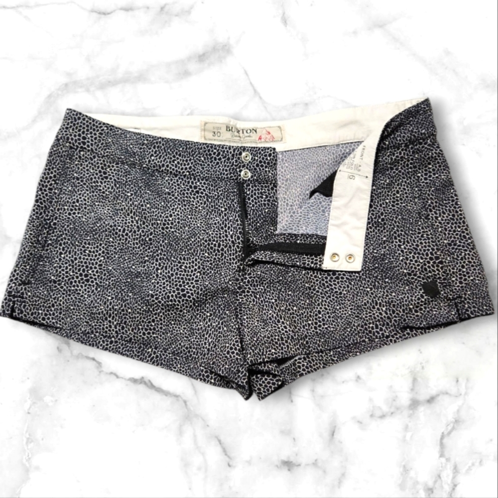 Burton Women's Black Elephant Pattern Shorts